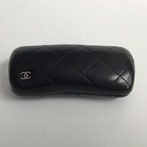 Quilted CHANEL Hard Leather Sunglass Eyeglass Case